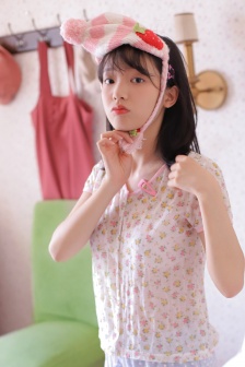 霉菌用手抠出来的图片